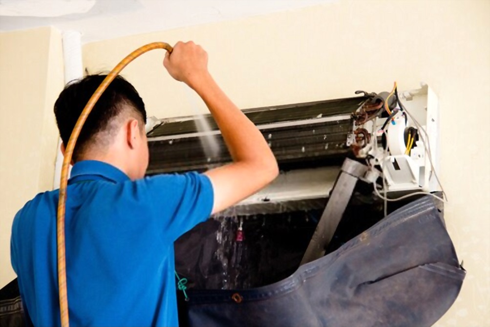 vệ sinh máy lạnh